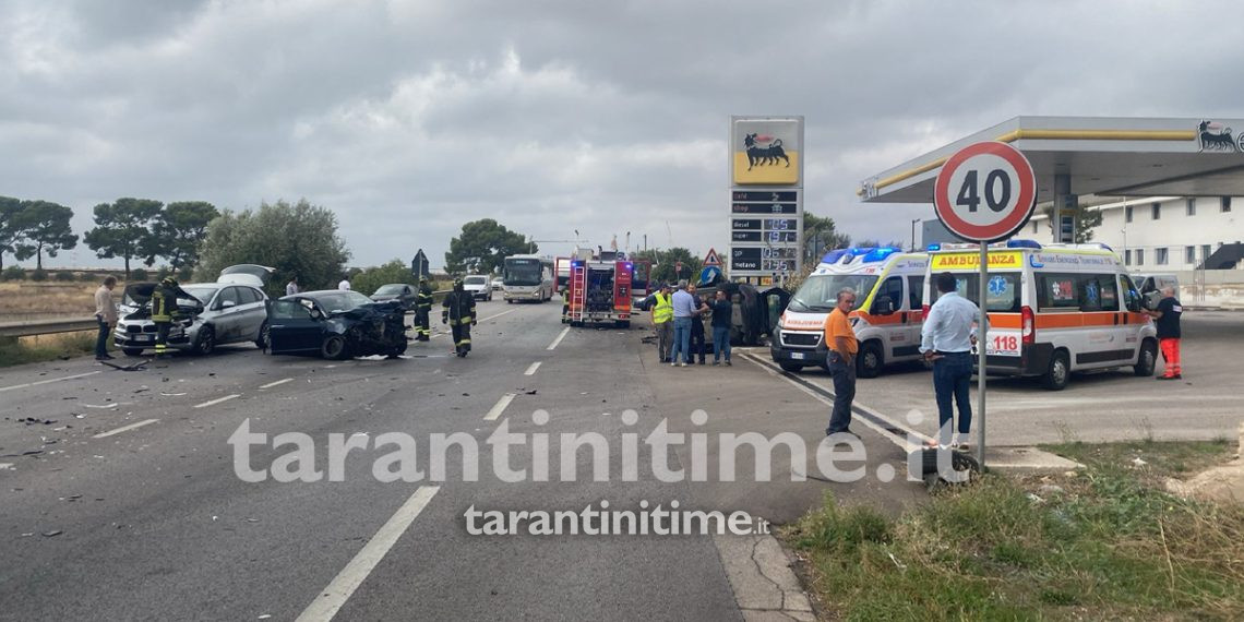 Maxi Incidente Sulla SS7, 4 Auto Coinvolte