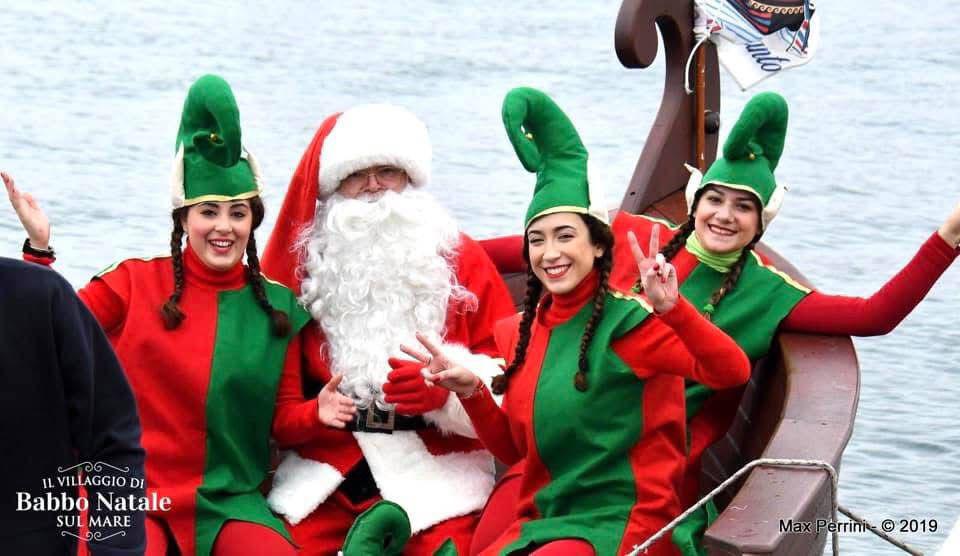 Babbo Natale arriva dal mare