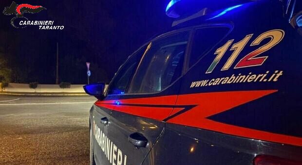 Picchia la moglie, arrestato dai Carabinieri