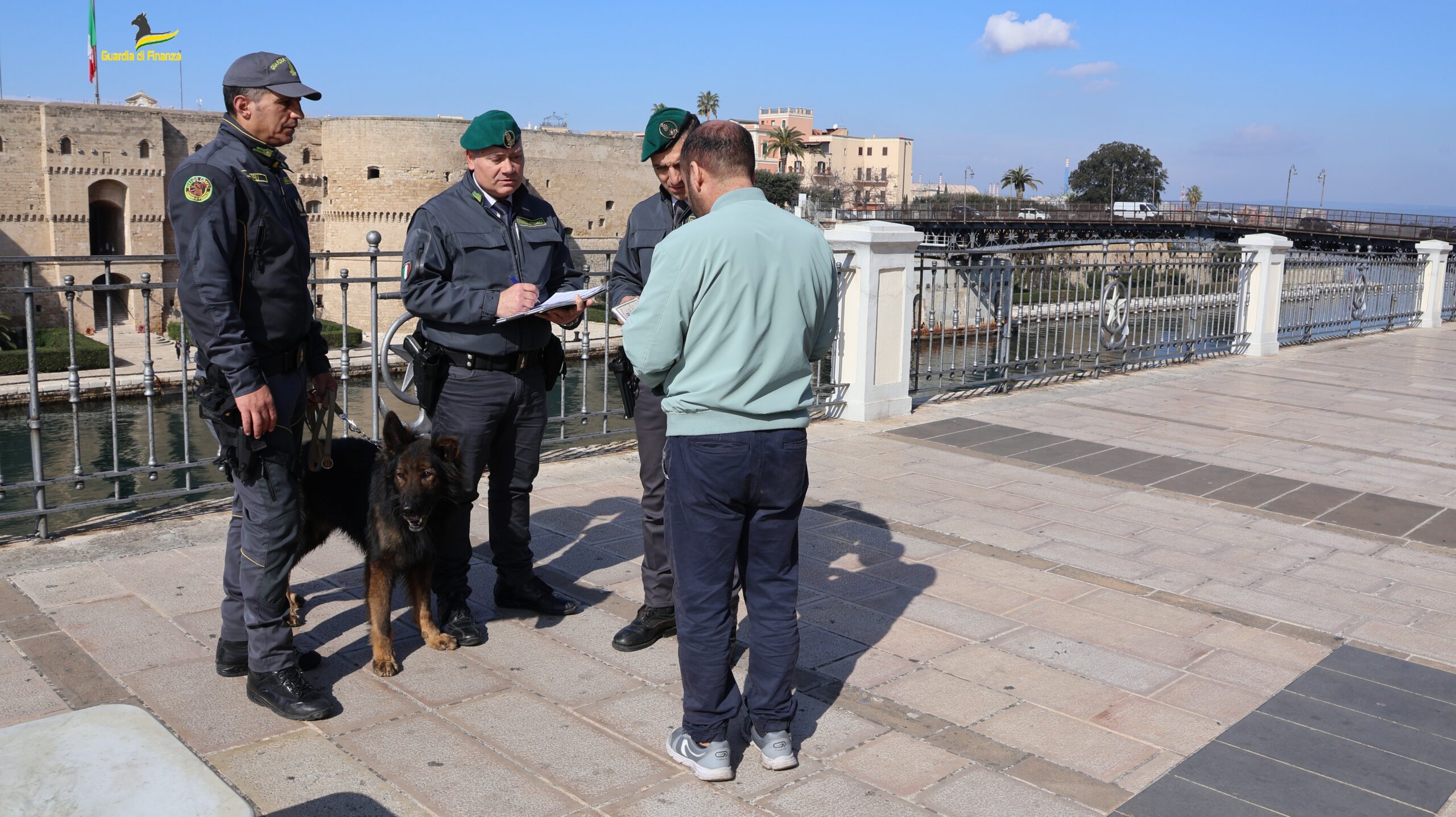 Controlli antidroga, segnalate 19 persone