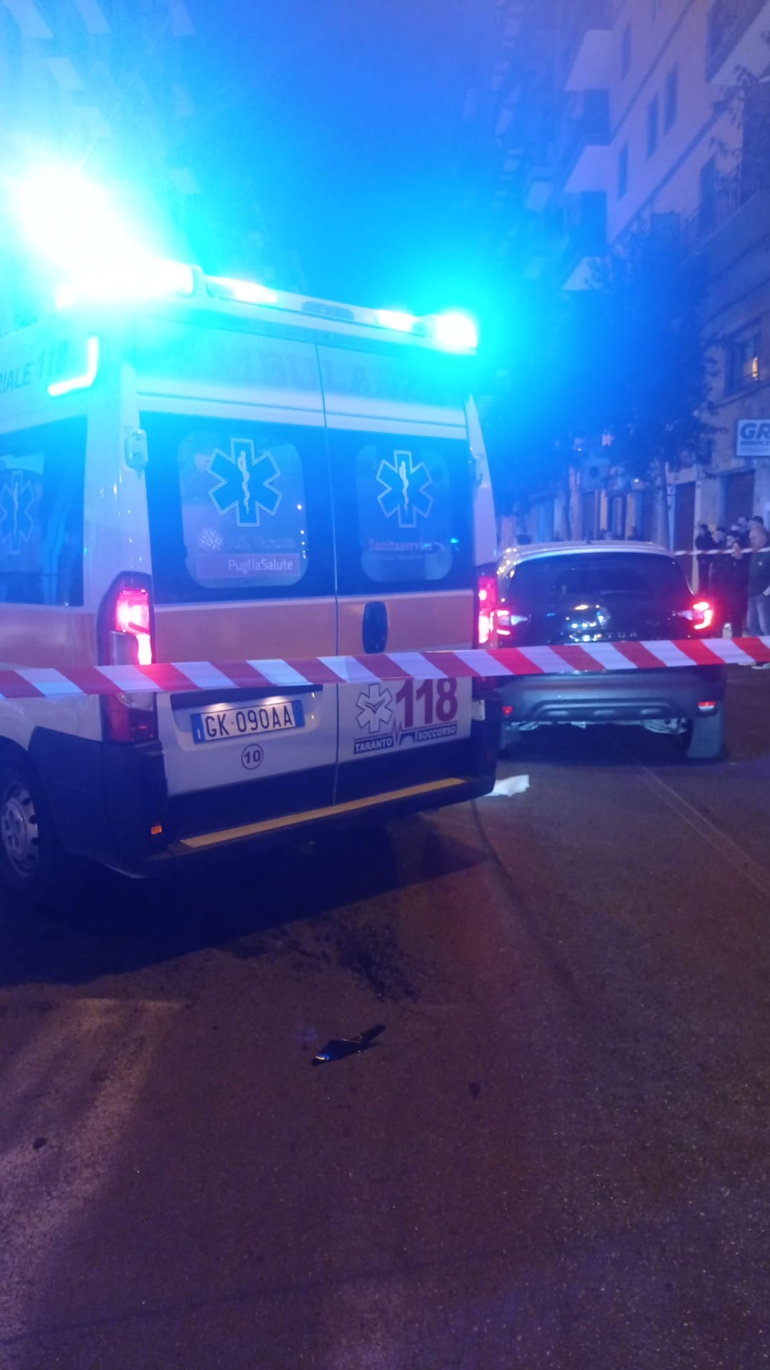 Moto contro auto, morto 30 enne