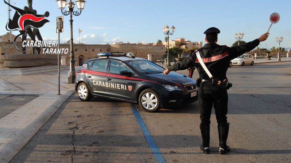 Giro di vite dei Carabinieri, denunce e sequestri di droga